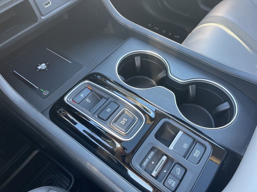 Used 2025 Honda Pilot Touring image 25