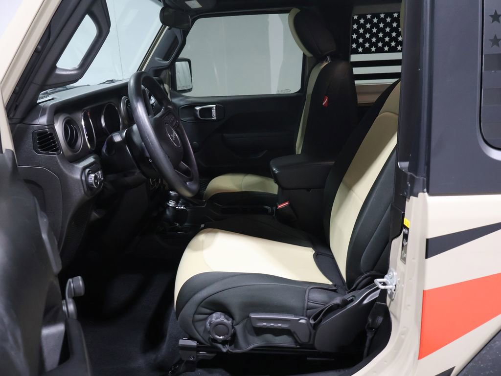 Used 2022 Jeep Wrangler Sport image 4