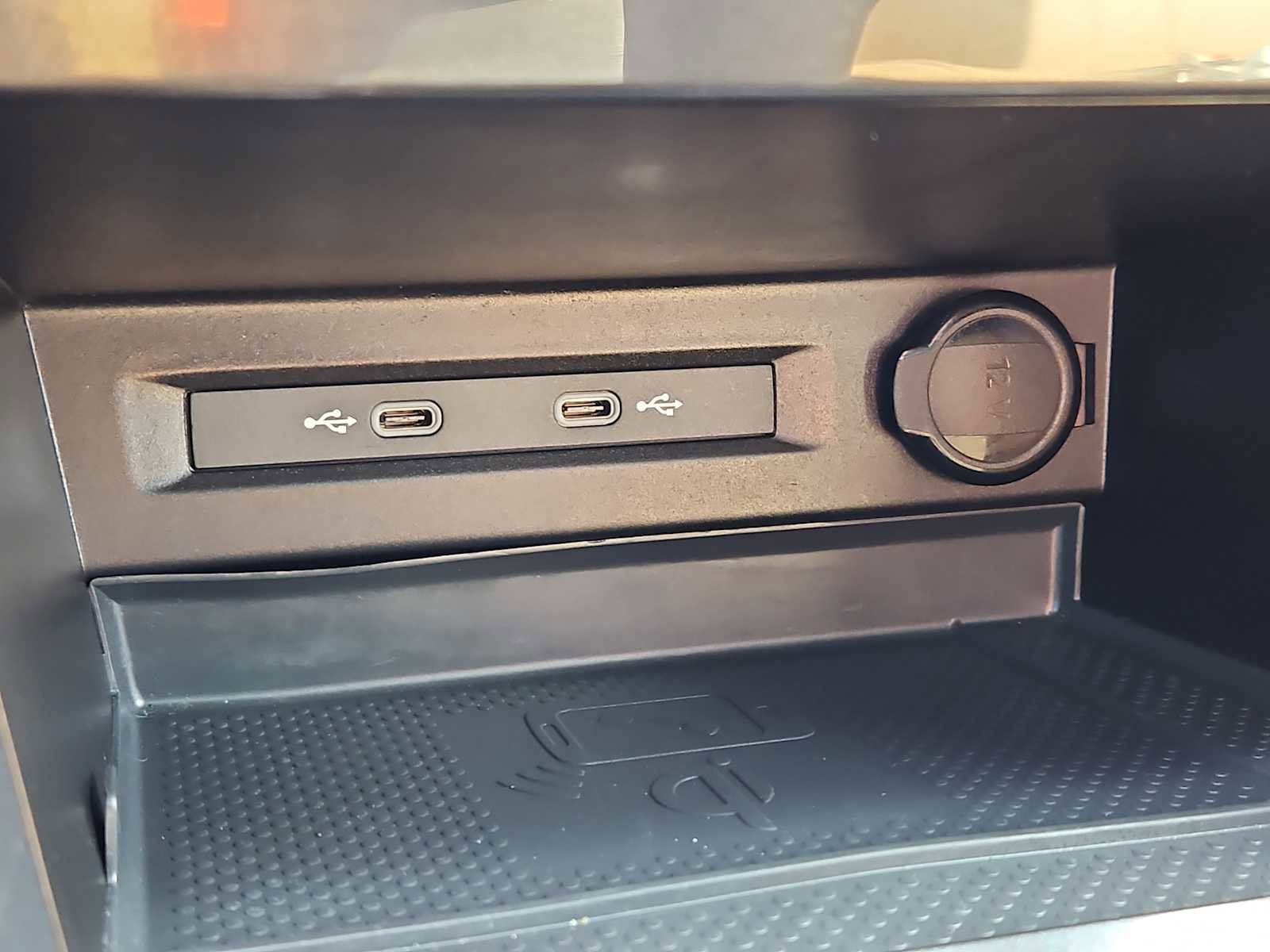 Certified 2023 Volkswagen Tiguan SE w/ Panoramic Sunroof Package image 18