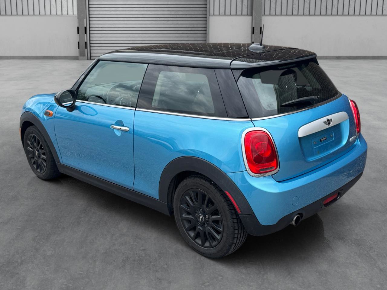 Used 2015 MINI Cooper 2-Door Hardtop FWD image 29