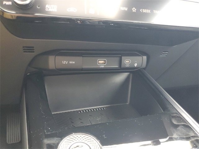 New 2026 Kia Niro EX image 26