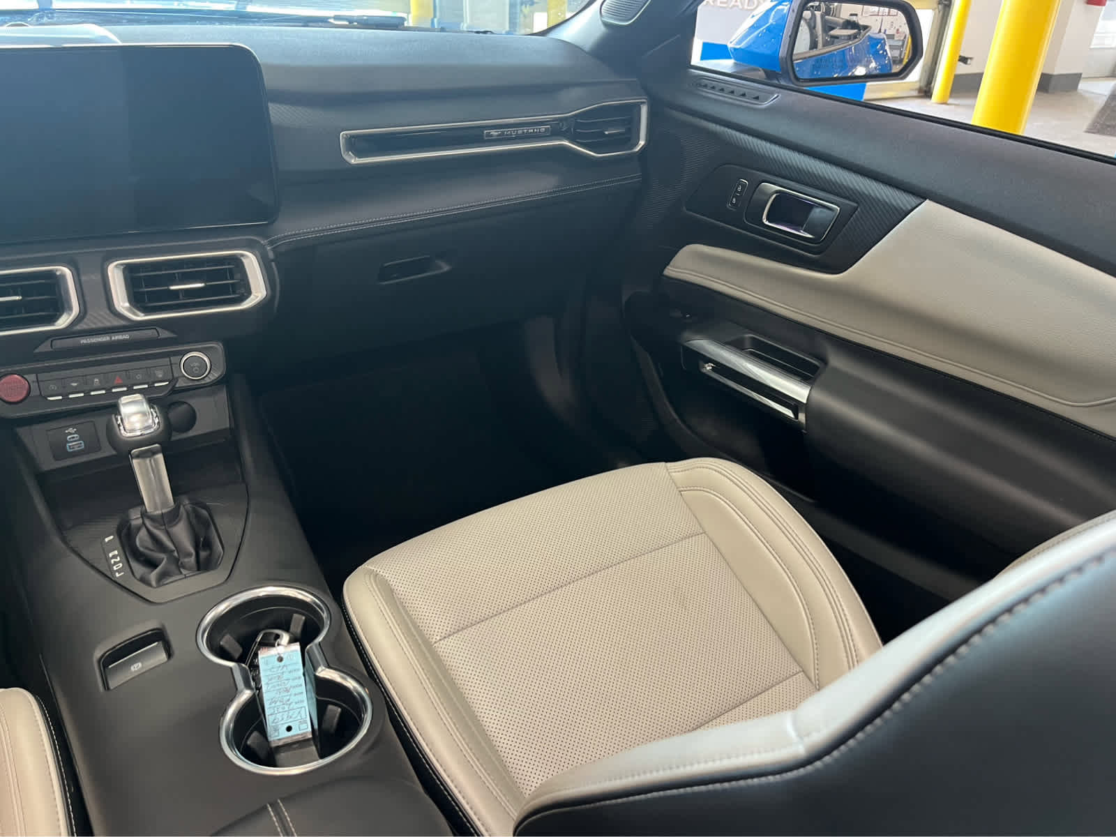 Used 2025 Ford Mustang Premium image 14
