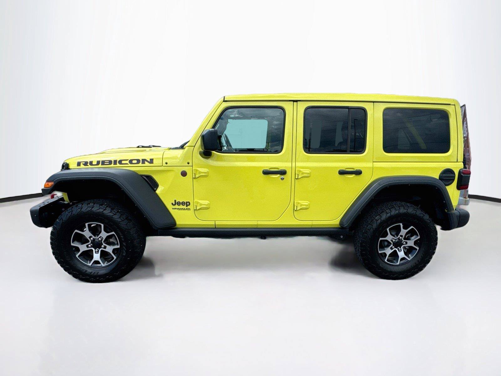 Used 2022 Jeep Wrangler Unlimited Rubicon w/ Steel Bumper Group AWD/4WD image 2