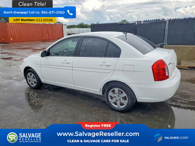 Used 2011 Hyundai Accent GLS w/ Premium Pkg 4 FWD image 3