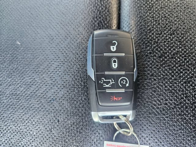 Used 2023 RAM 1500 Laramie AWD/4WD image 29