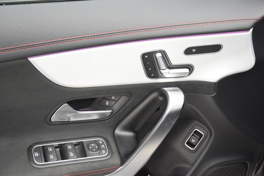 Used 2023 Mercedes-Benz CLA 250 CLA 250 image 24