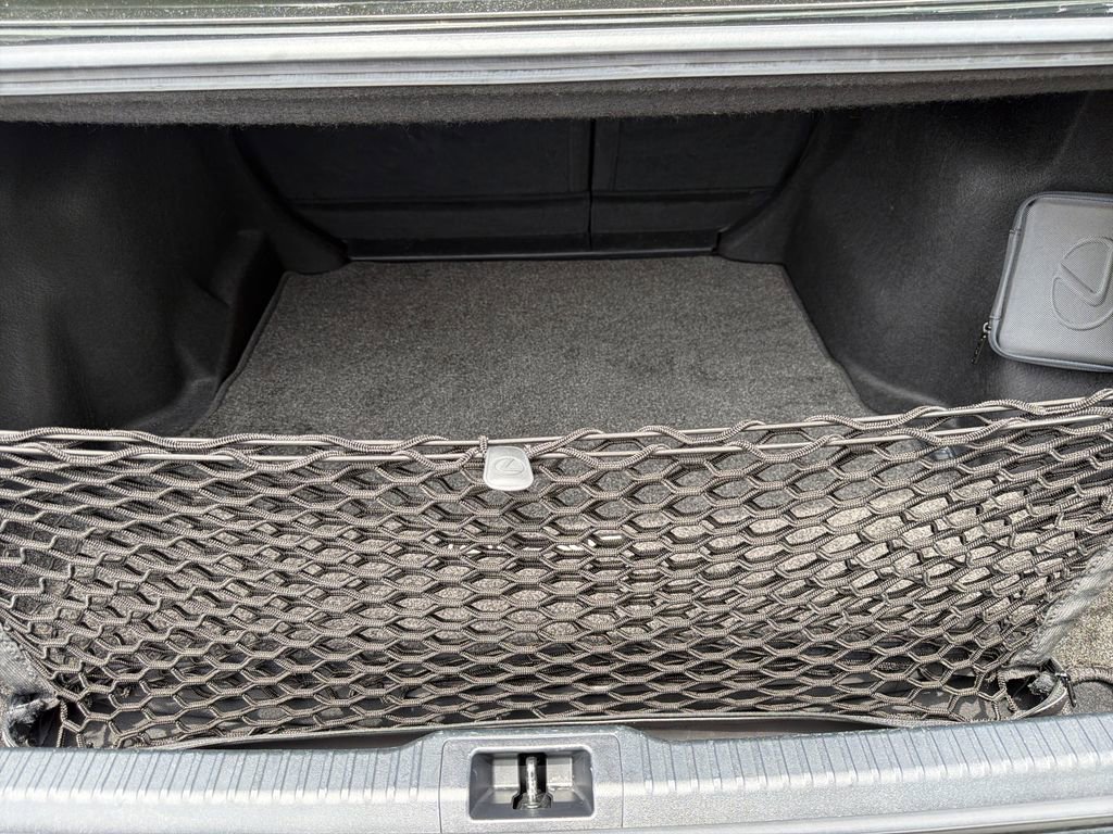 Used 2024 Lexus IS 300 w/ Comfort Package RWD image 33
