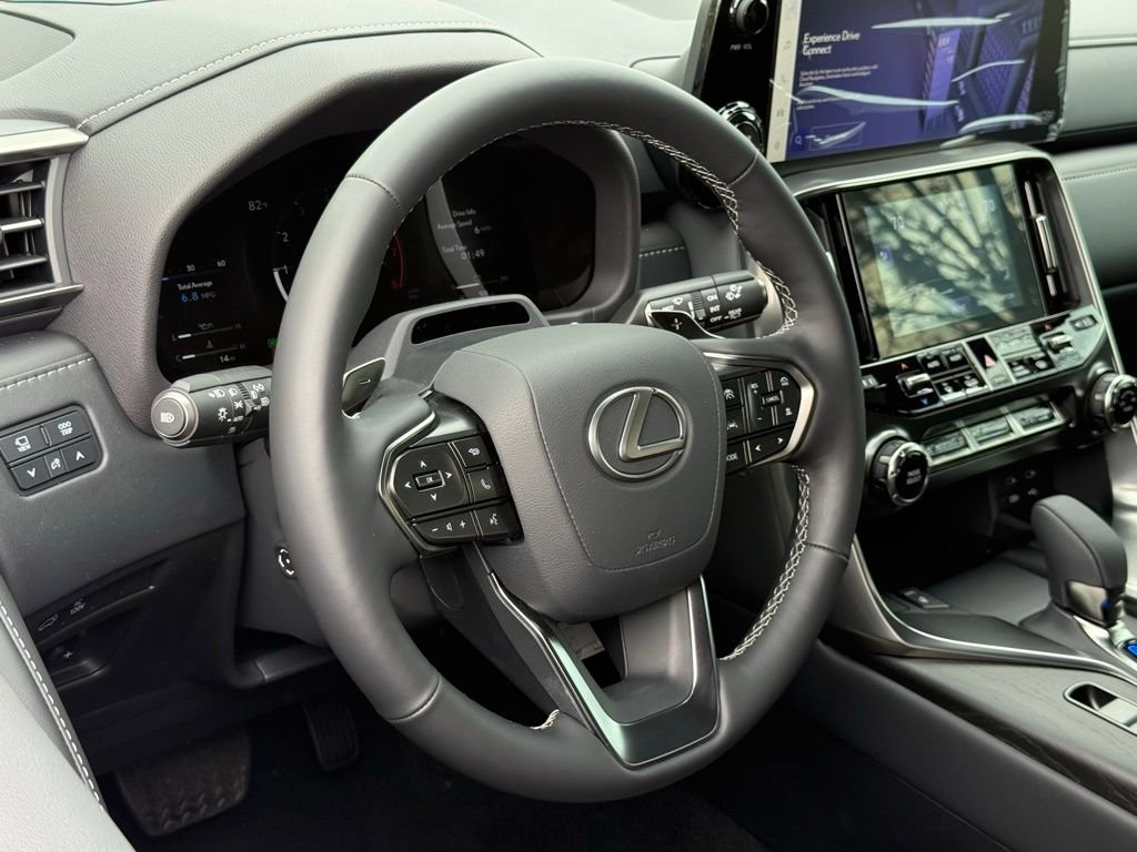 New 2026 Lexus LX 700h Overtrail AWD/4WD image 15