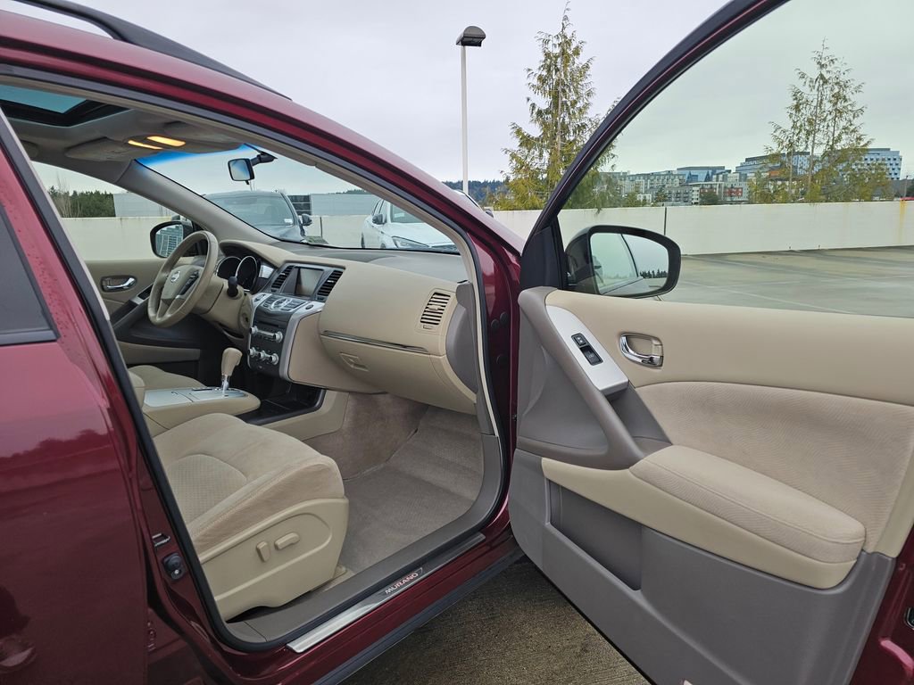 Used 2012 Nissan Murano SV image 20