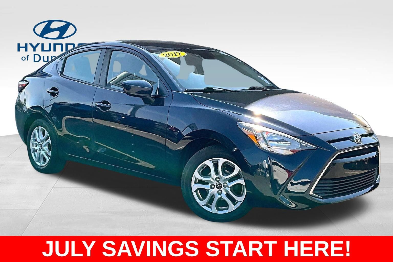 Used 2017 Toyota Yaris iA FWD image 2