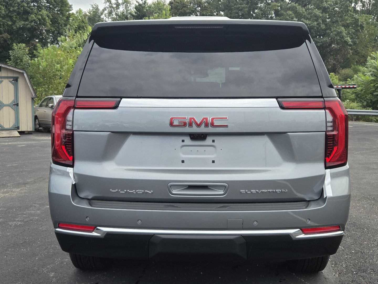 New 2026 GMC Yukon XL Elevation w/ Elevation Premium Package AWD/4WD image 19