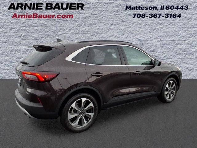 Used 2023 Ford Escape Platinum AWD/4WD image 6