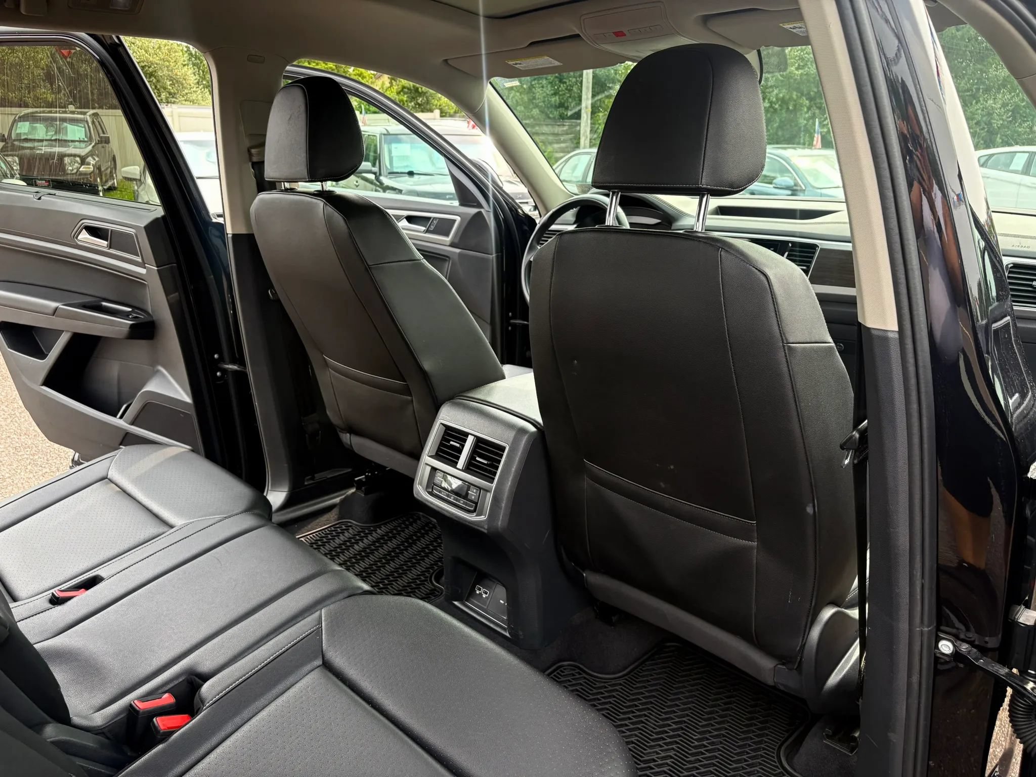 Used 2019 Volkswagen Atlas SEL AWD/4WD image 23