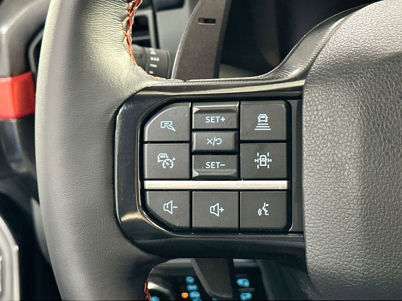 New 2025 Ford F150 Raptor w/ Equipment Group 803A Raptor R image 21