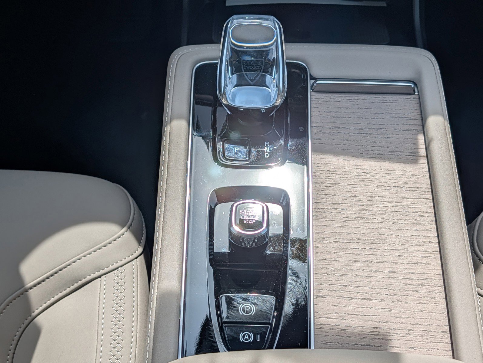 New 2026 Volvo XC90 B6 Plus image 9