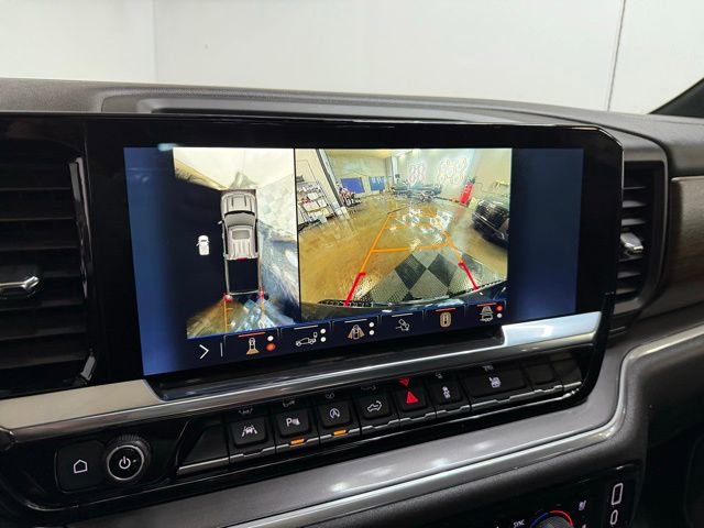 Used 2024 Chevrolet Silverado 1500 High Country w/ High Country Premium Package image 32