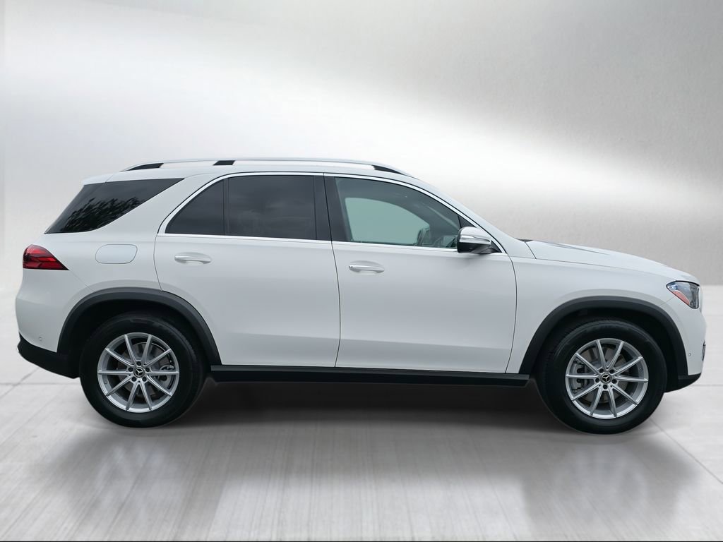 Used 2024 Mercedes-Benz GLE 450e 4MATIC image 2