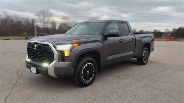 Used 2022 Toyota Tundra SR5 w/ TRD Off-Road Package image 4