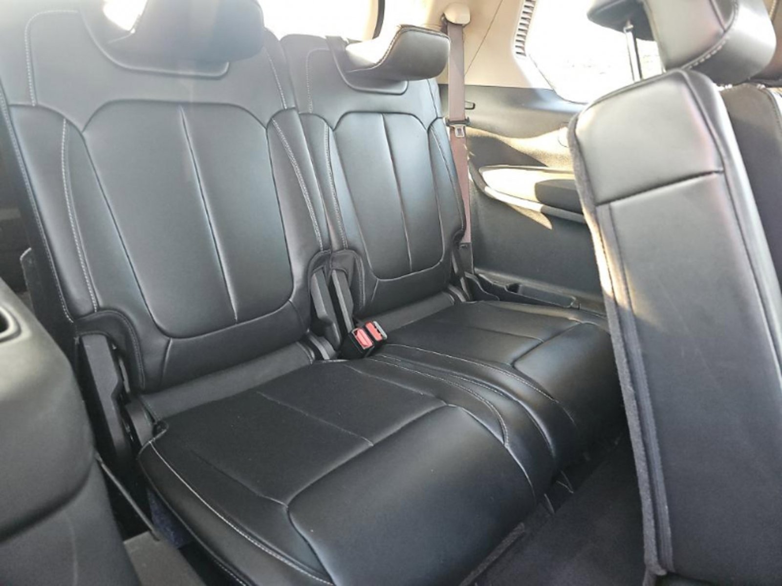 Used 2021 Jeep Grand Cherokee L Limited AWD/4WD image 20