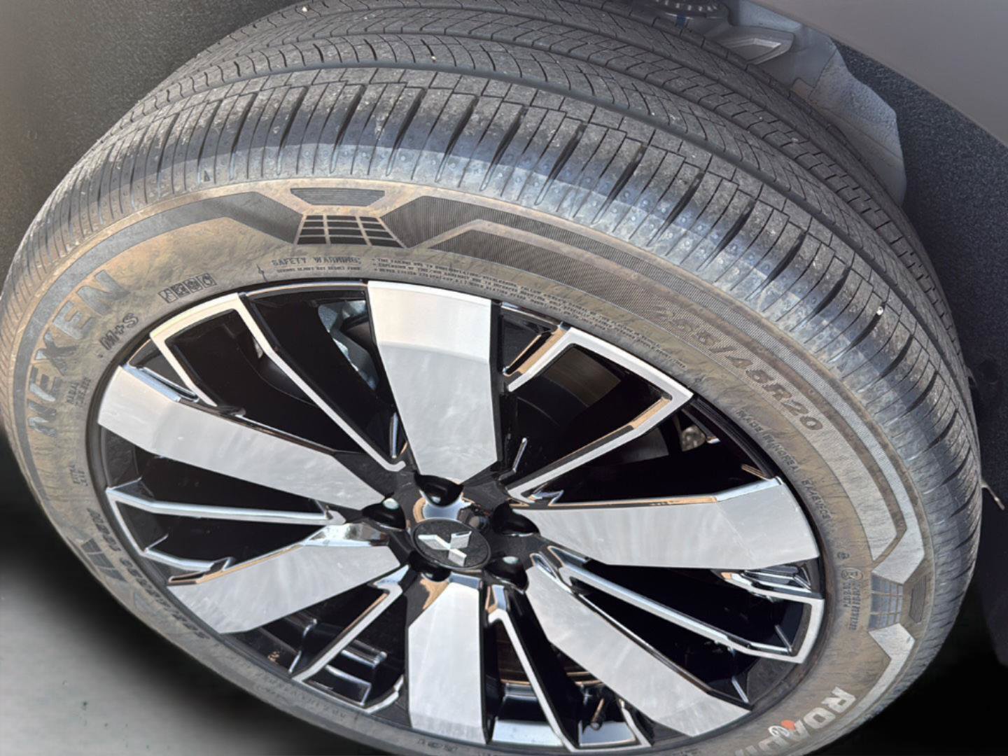 New 2026 Mitsubishi Outlander SE AWD/4WD image 12
