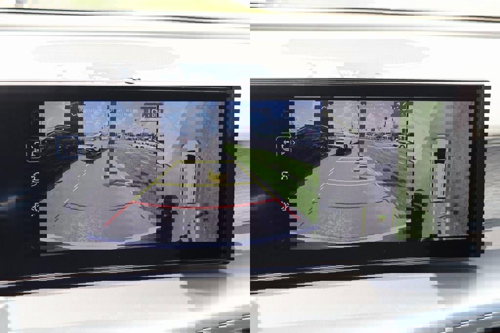 New 2026 Hyundai Ioniq 9 SEL image 4