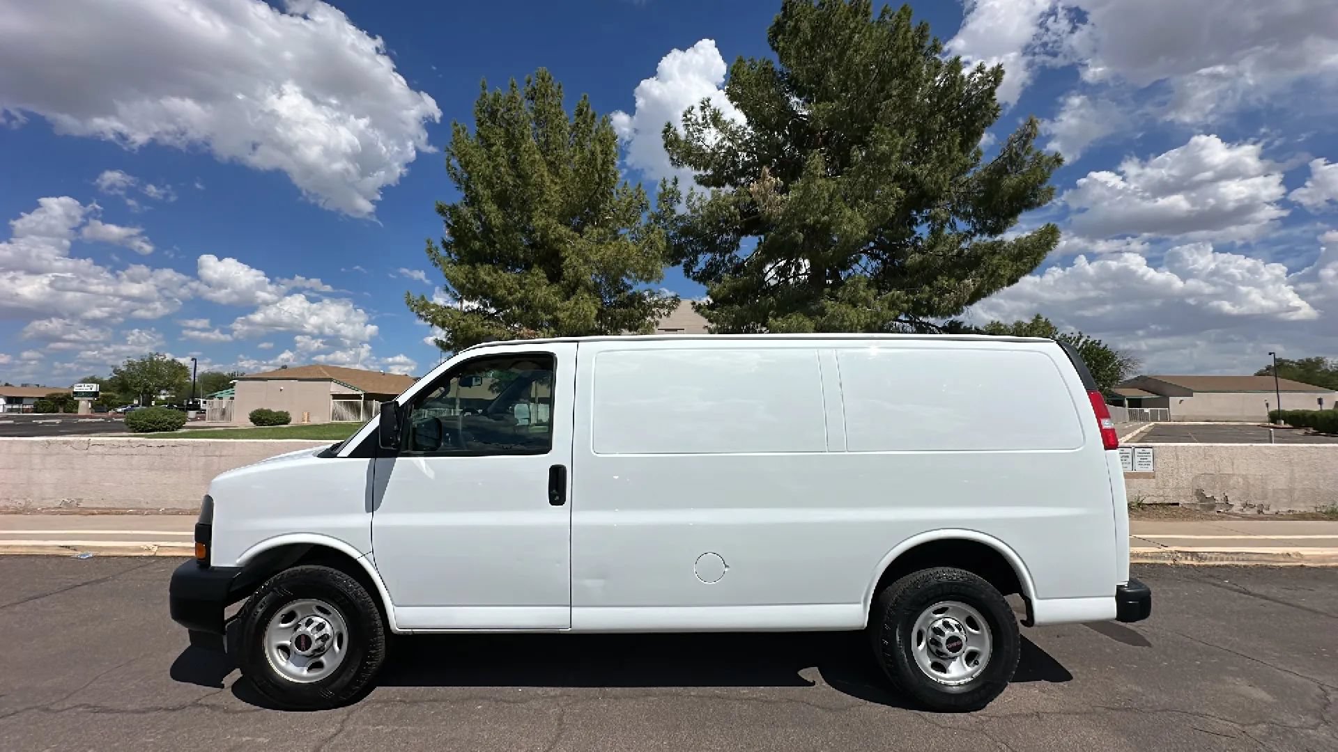 Used 2022 GMC Savana 2500