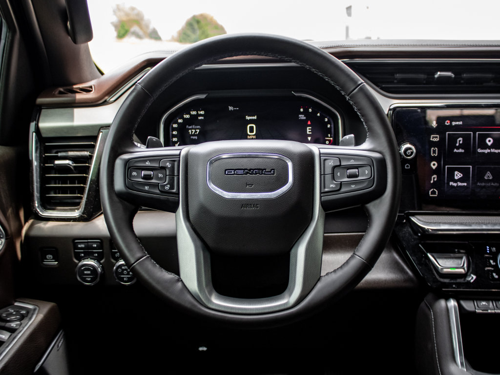 Used 2024 GMC Sierra 1500 Denali w/ Technology Package AWD/4WD image 29