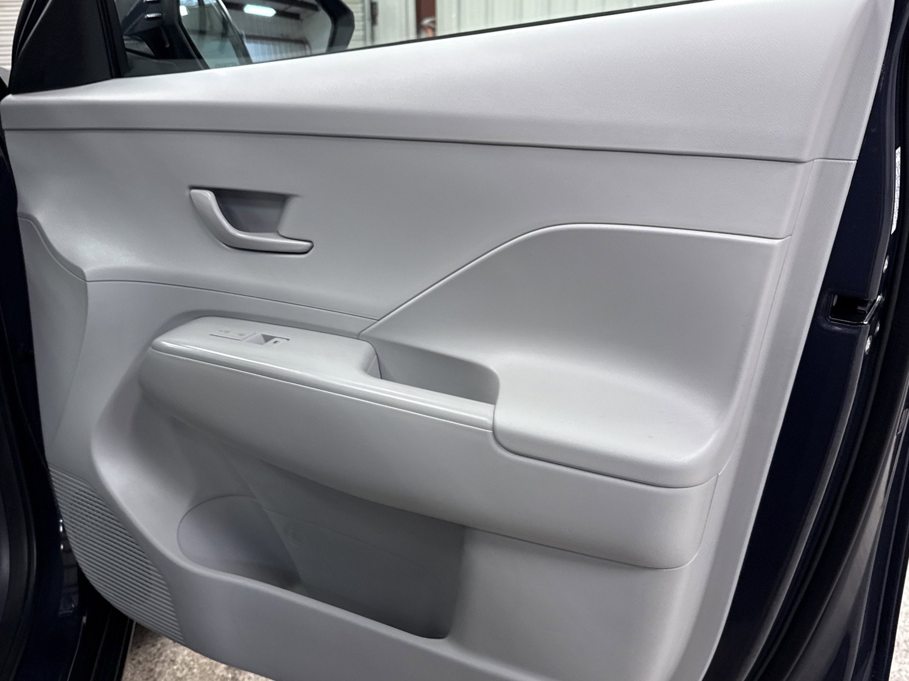 Used 2025 Hyundai Kona SEL image 21