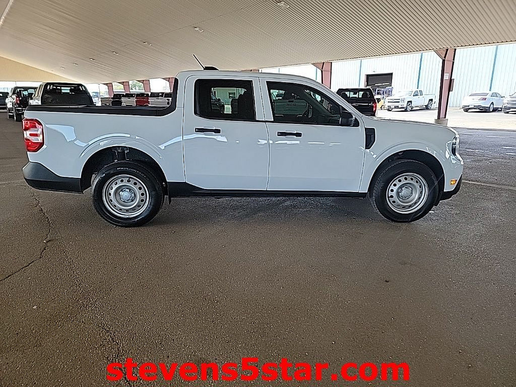 Used 2025 Ford Maverick XL w/ Equipment Group 102A AWD/4WD image 6