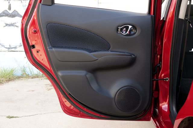 Used 2015 Nissan Versa Note SV image 26