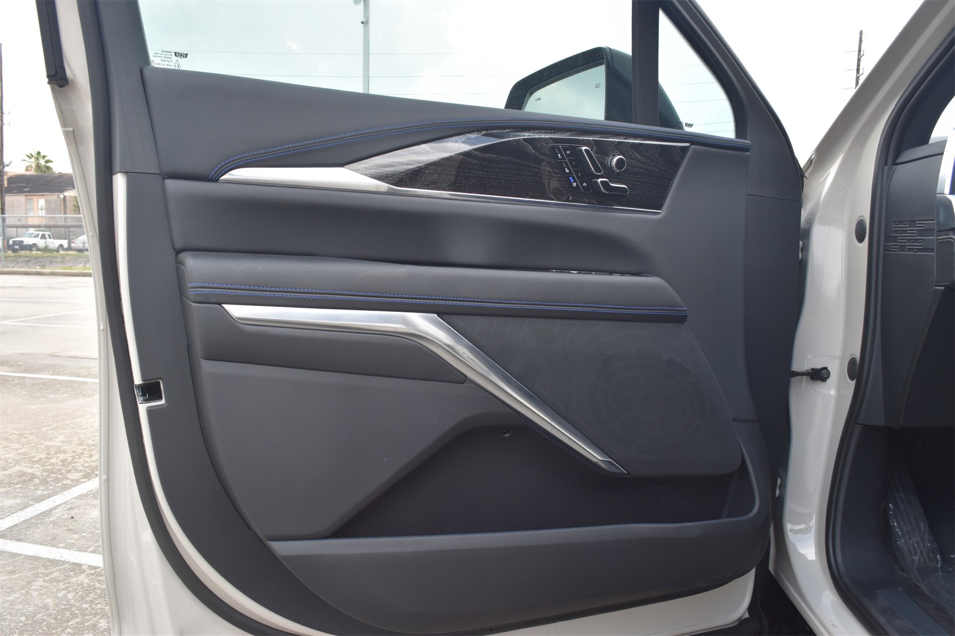 New 2026 Cadillac Escalade IQL Sport 1 image 19