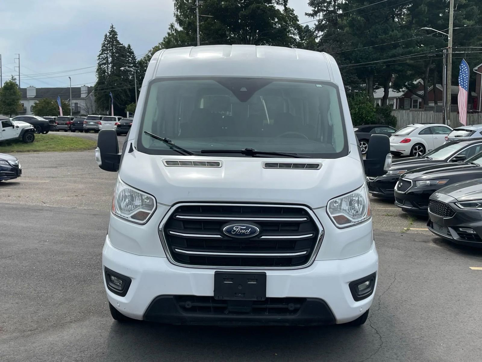 Used 2020 Ford Transit 350 XLT image 2