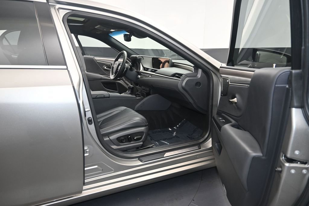 Used 2021 Lexus ES 350 F Sport w/ Accessory Package 2 FWD image 12