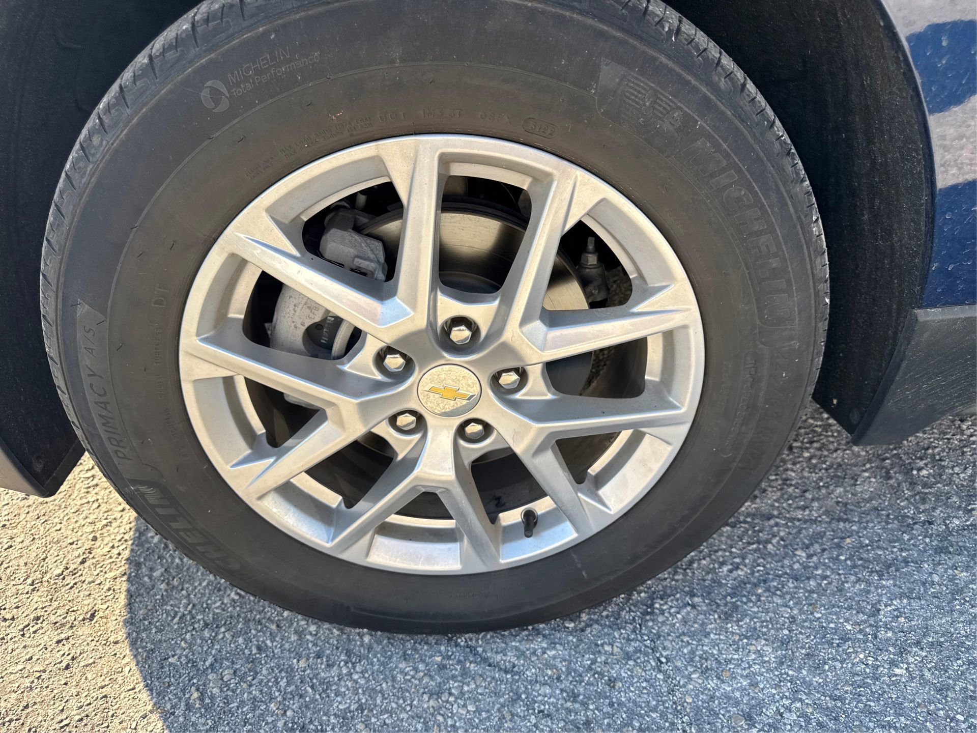 Used 2023 Chevrolet Equinox LS image 15