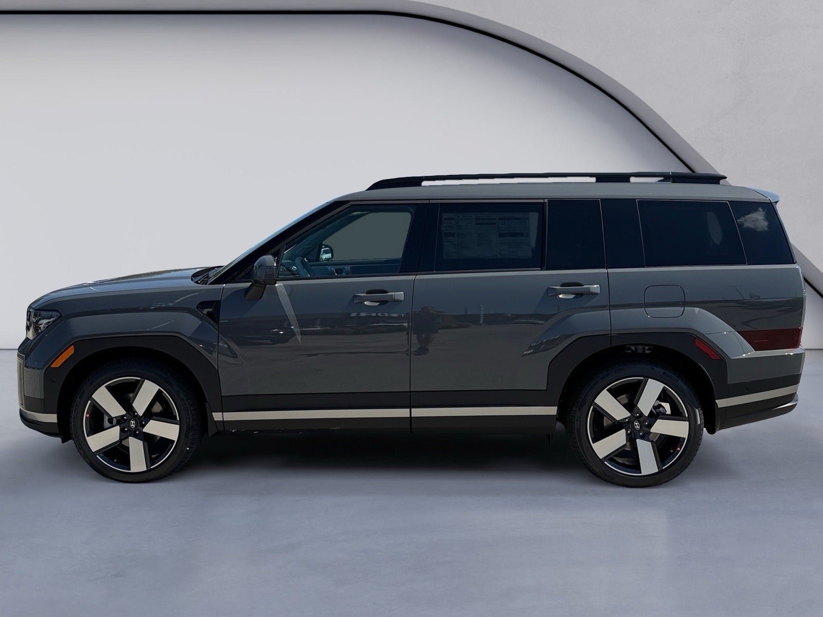 New 2027 Hyundai Santa Fe Limited AWD/4WD image 2