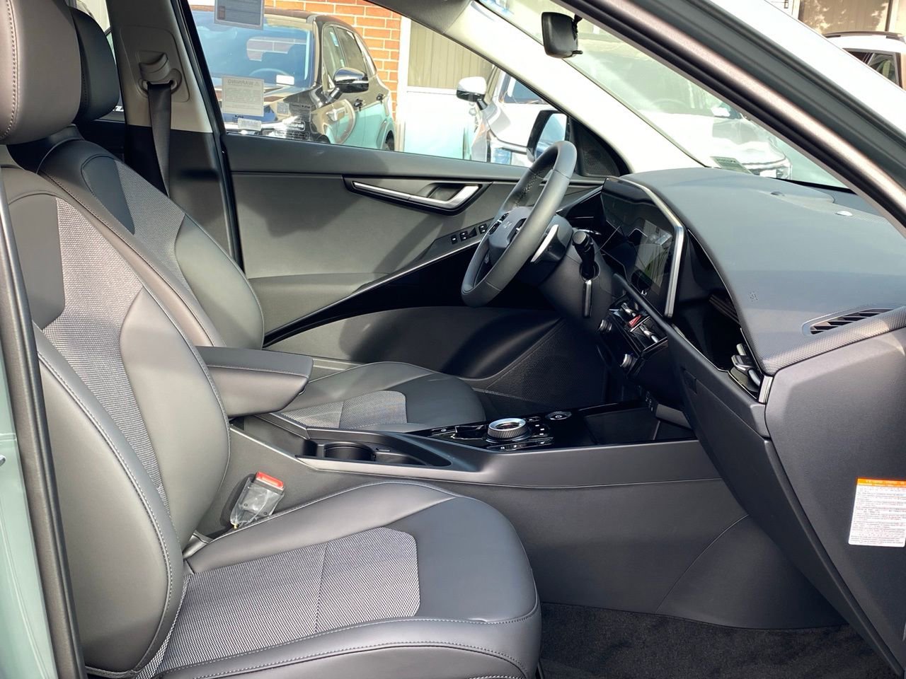 New 2025 Kia Niro Wind w/ Wind Preserve Package image 26