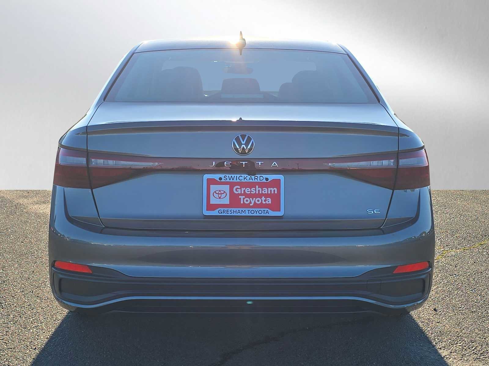 Used 2025 Volkswagen Jetta SE image 5