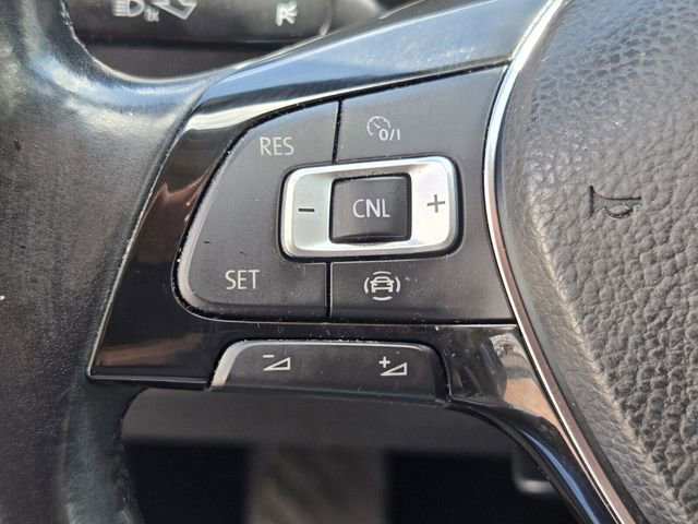 Used 2019 Volkswagen Tiguan SE w/ Panoramic Sunroof Package FWD image 27