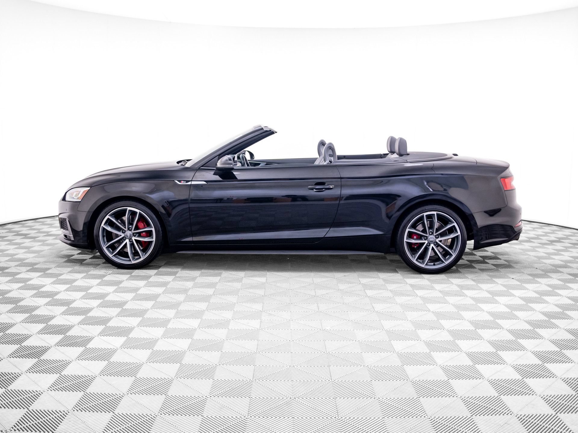 Used 2018 Audi S5 Premium Plus w/ Navigation Package AWD/4WD video 2