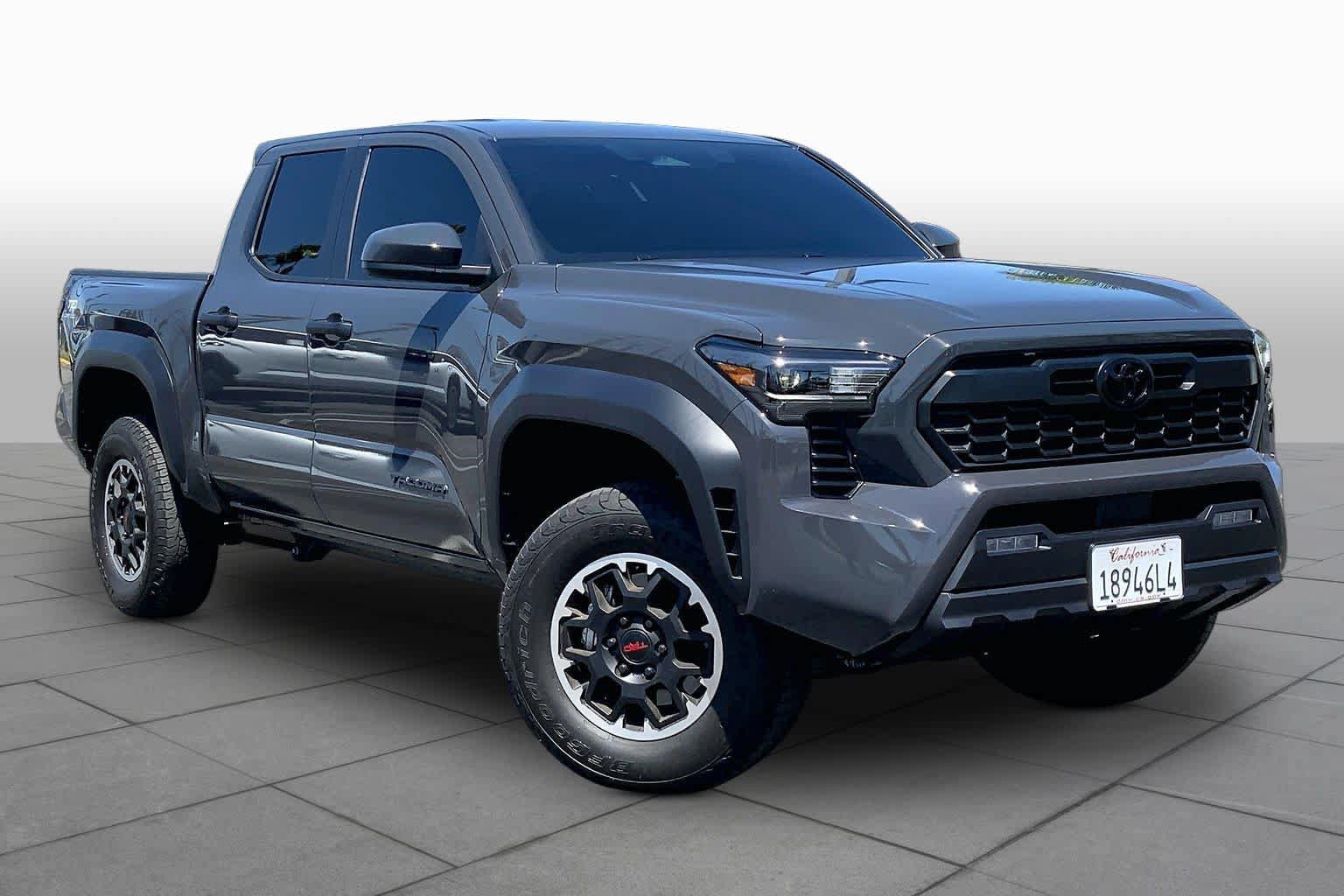 Used 2026 Toyota Tacoma TRD Off-Road AWD/4WD image 2