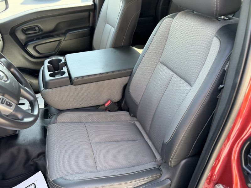 Used 2019 Nissan Titan S w/ S Utility Package AWD/4WD image 12