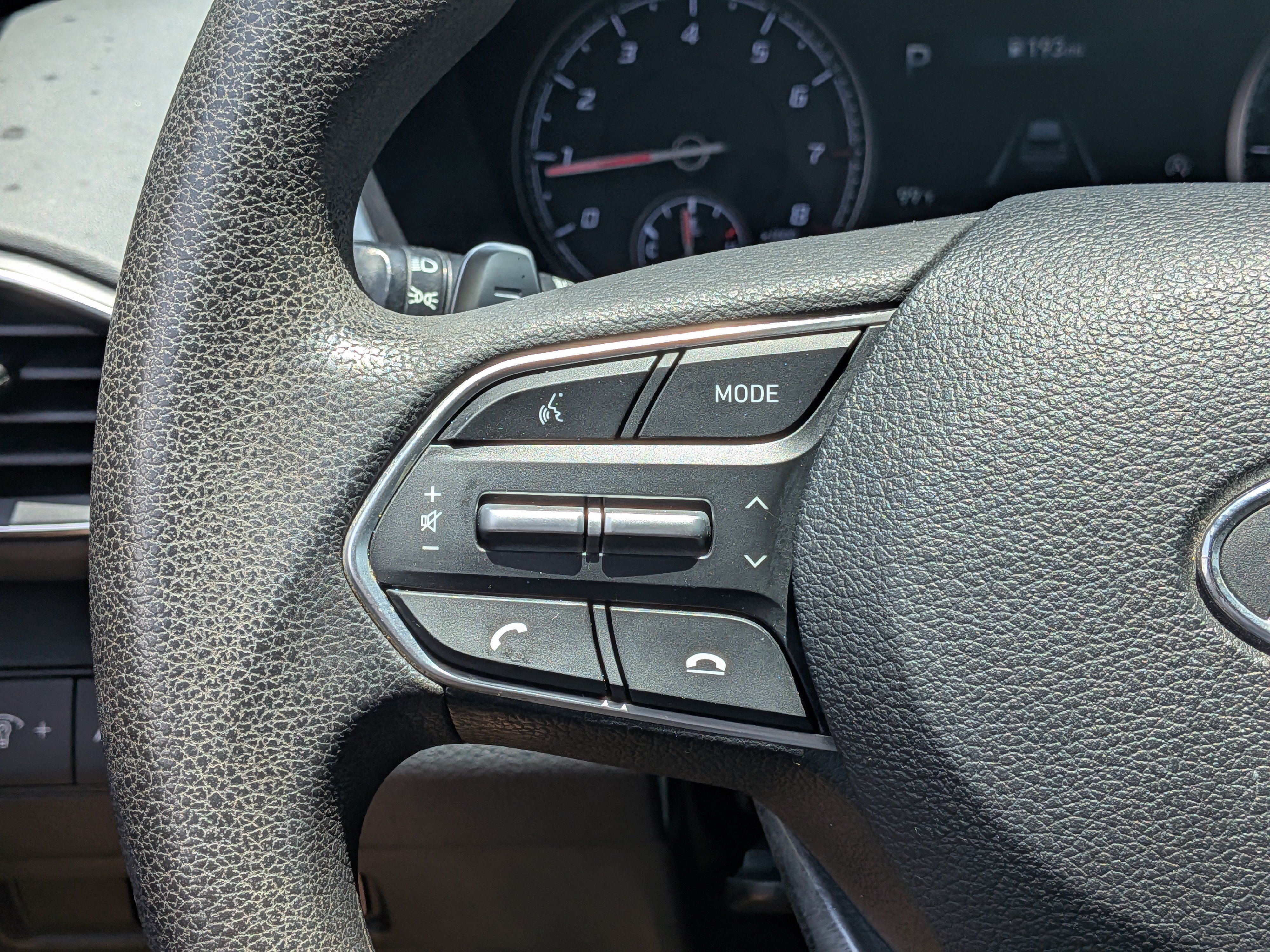 Used 2021 Hyundai Santa Fe SE FWD image 25