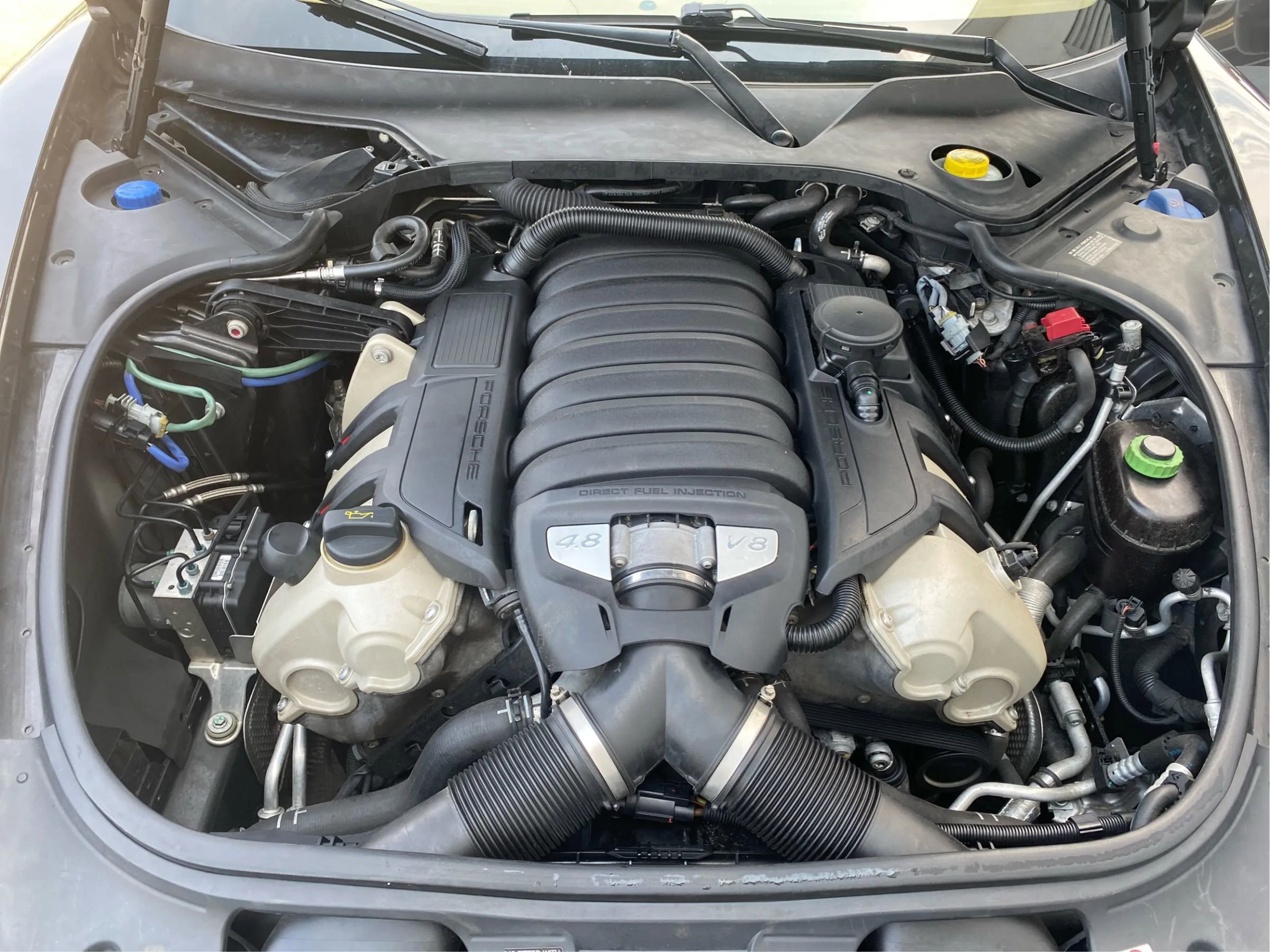 Used 2010 Porsche Panamera 4S image 31