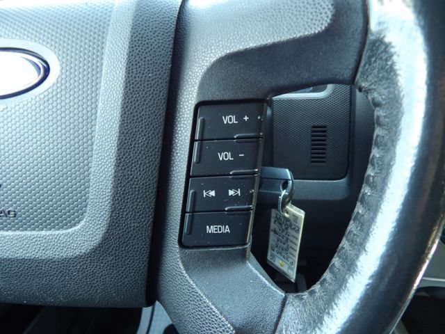 Used 2010 Ford Escape XLT AWD/4WD image 17
