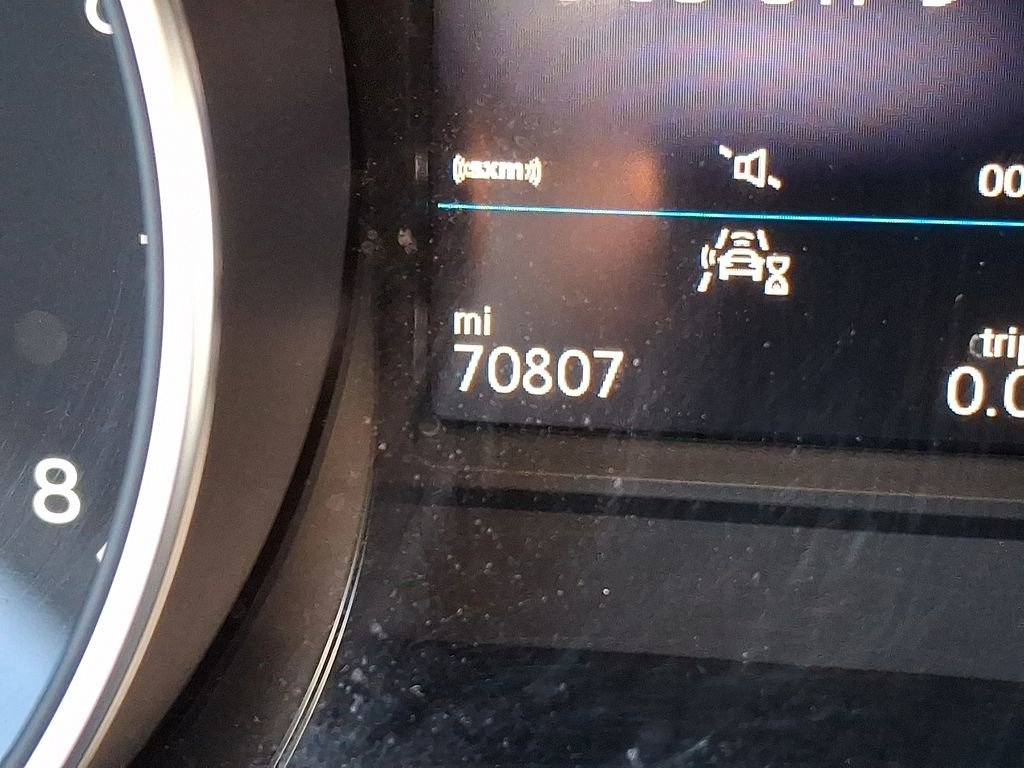 Used 2021 Volkswagen Tiguan SE image 15