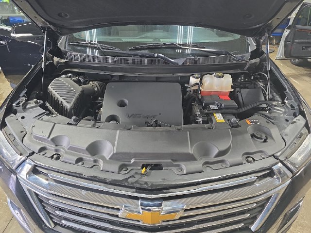 Used 2023 Chevrolet Traverse LT w/ Rear Camera Mirror Package AWD/4WD image 32