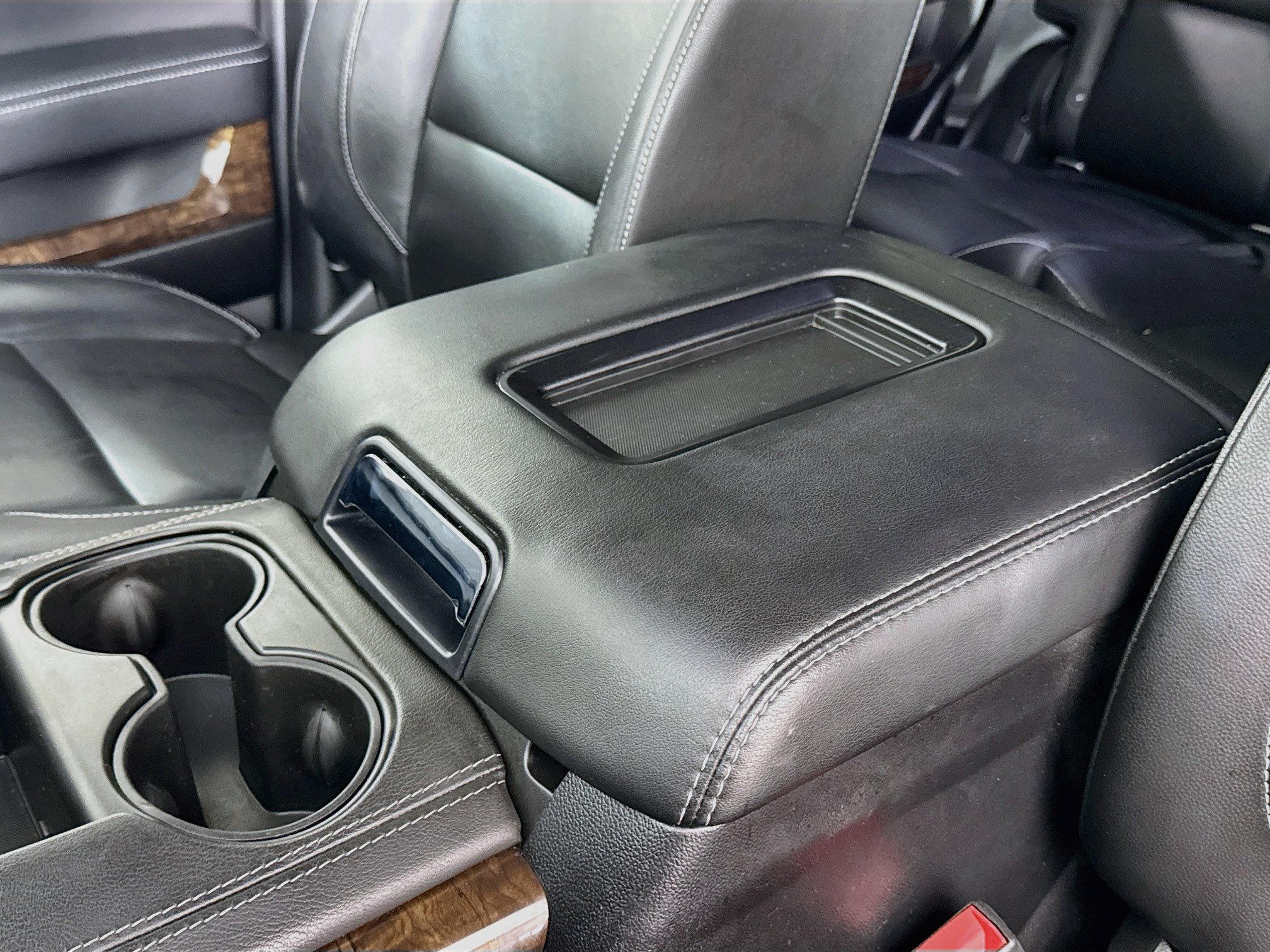 Used 2020 Chevrolet Tahoe LT AWD/4WD image 17