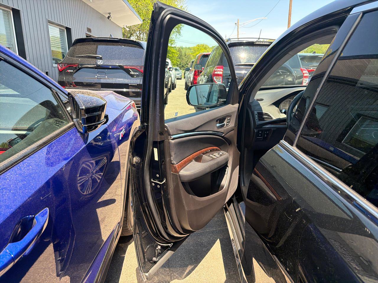 Used 2017 Acura MDX SH-AWD image 15