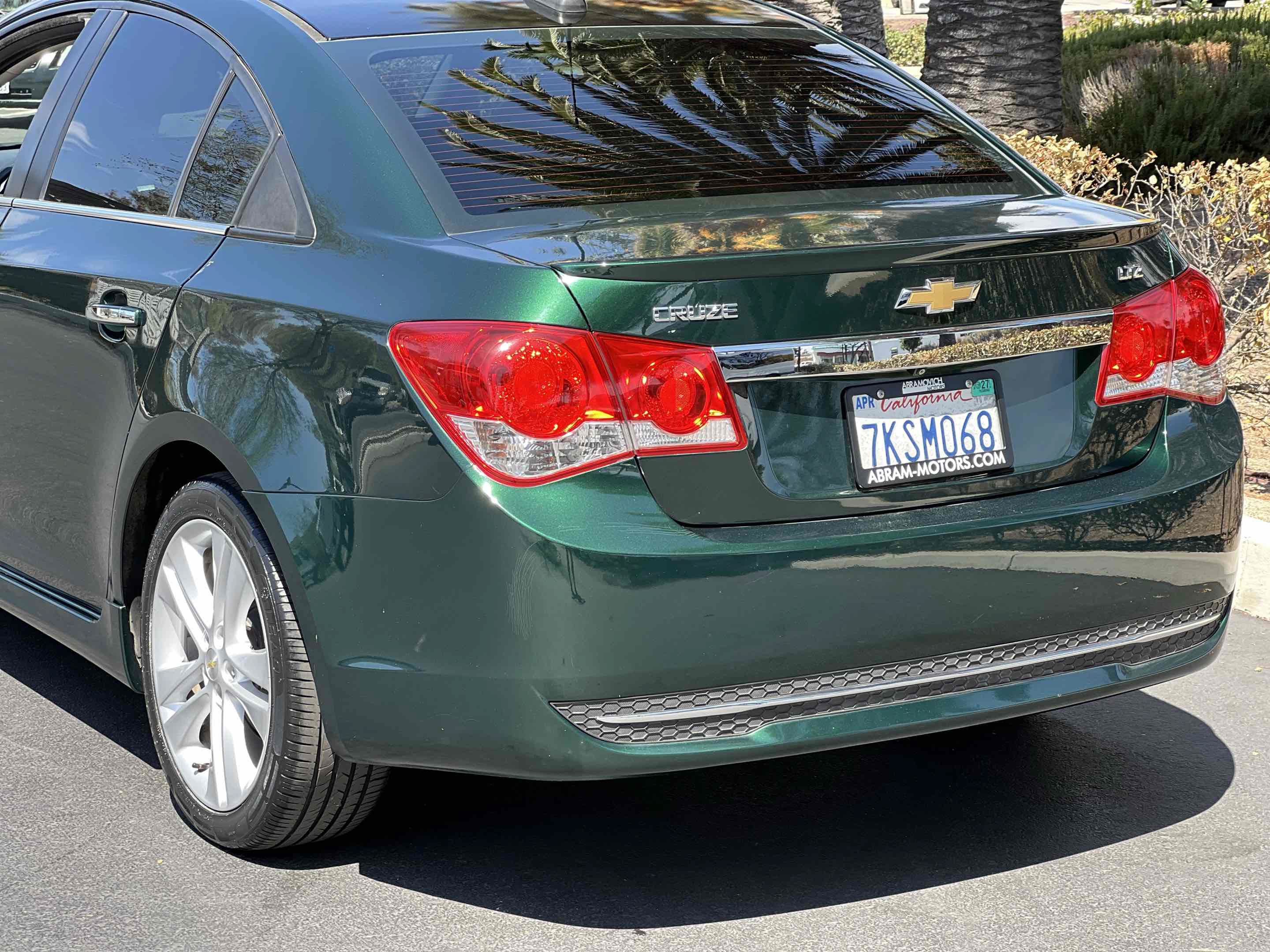 Used 2015 Chevrolet Cruze LTZ w/ Sun, Sound and Sport Package FWD image 42