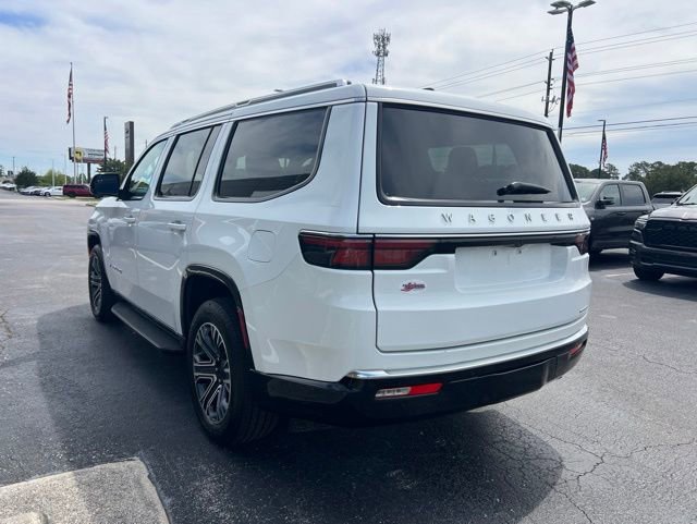 Used 2024 Jeep Wagoneer Series II w/ Flexible Seating Group RWD image 23